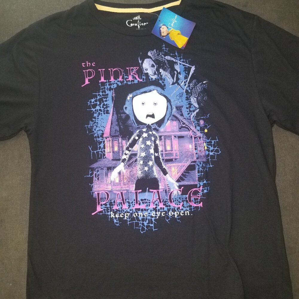 Laika Coraline graphic tee